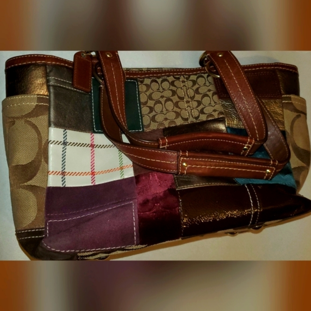 COACH hand bag